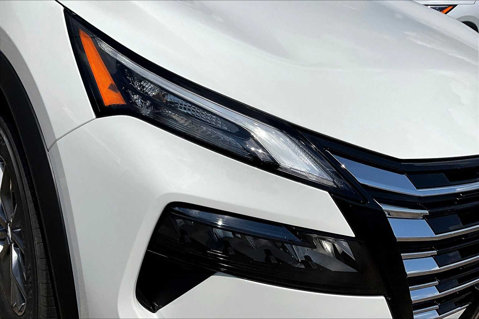 2026 Nissan Rogue S Glacier White at Robbins Nissan