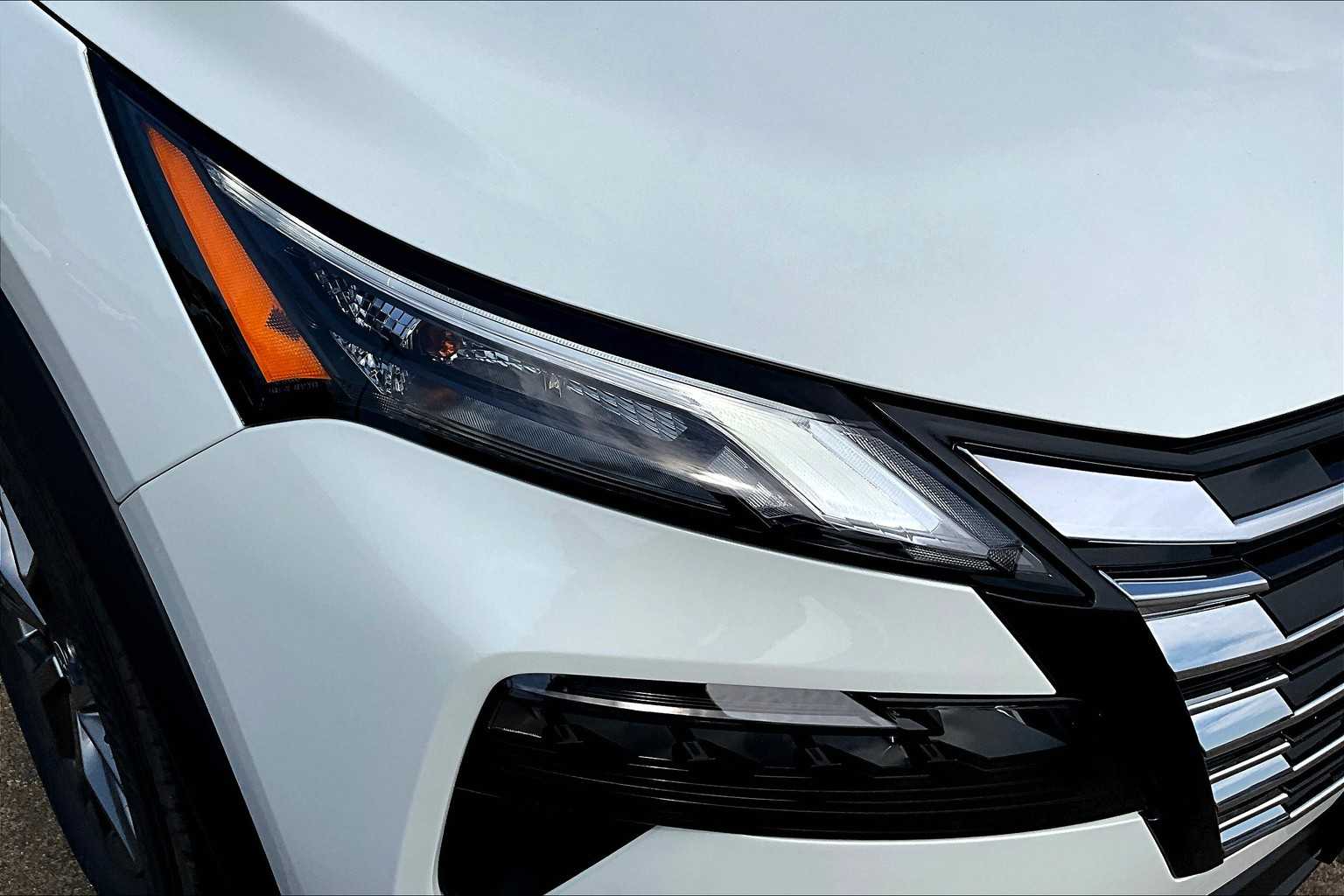 2026 Nissan Rogue S Glacier White at Sterling McCall Nissan