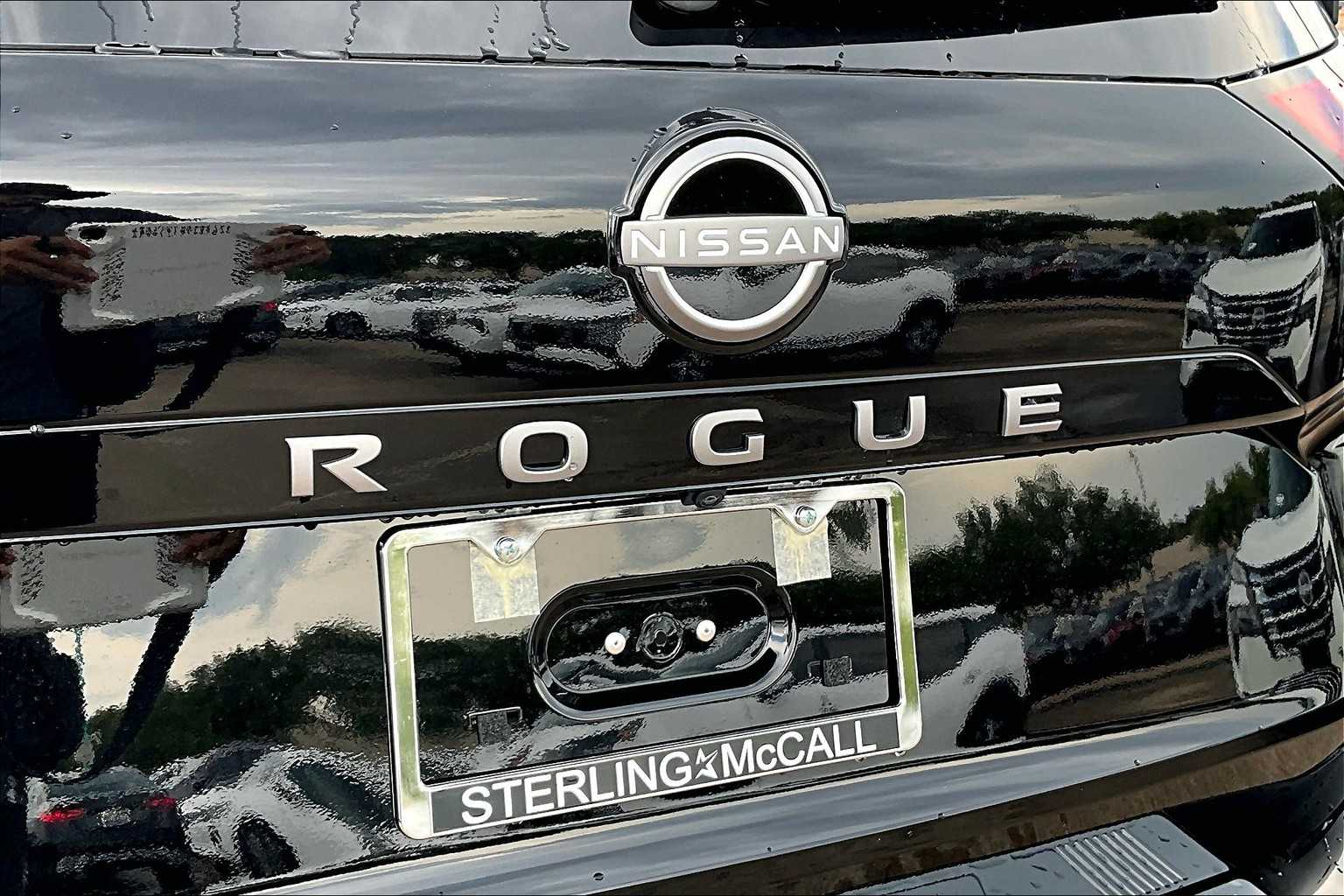 2026 Nissan Rogue SV - 7