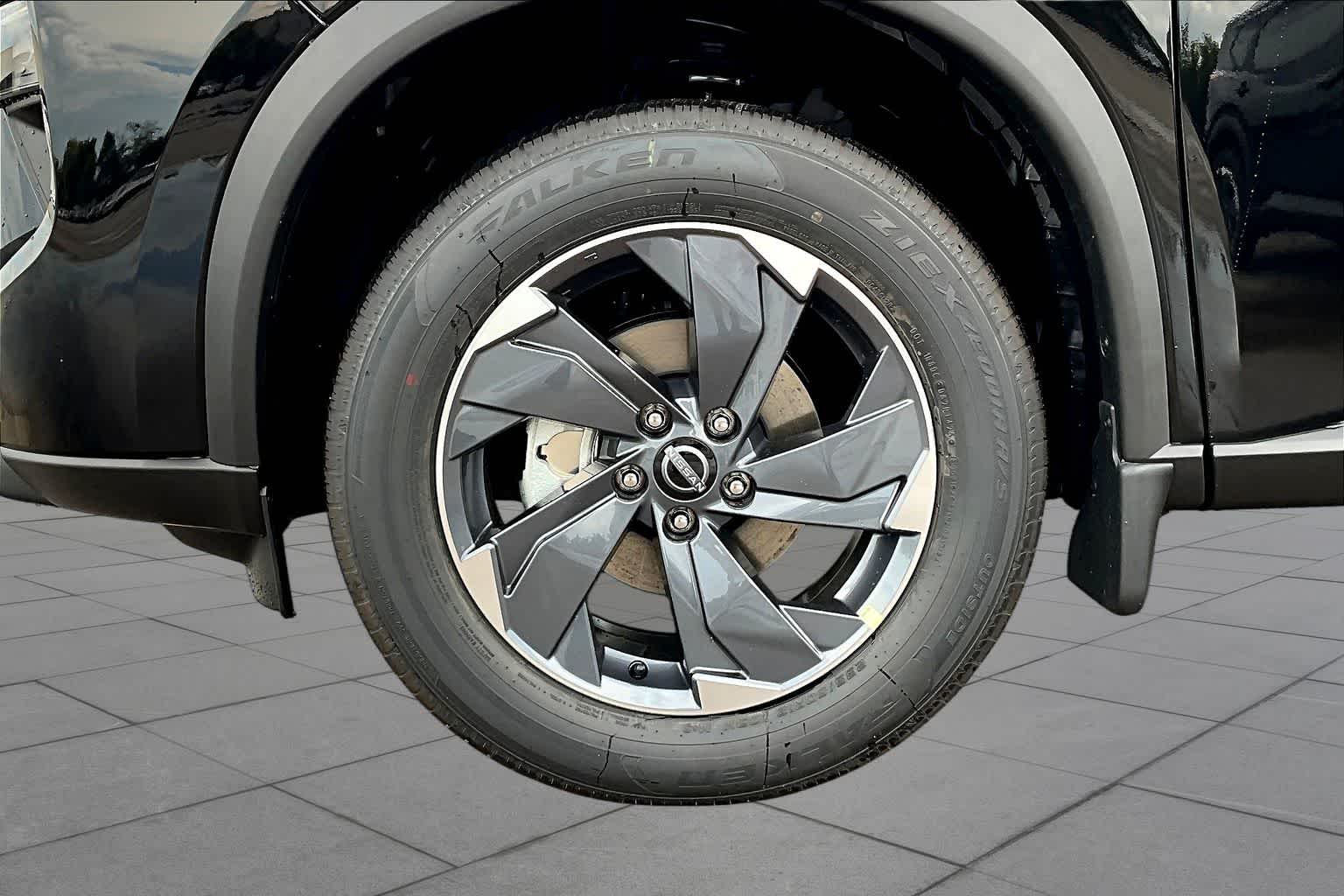 2026 Nissan Rogue SV - 8