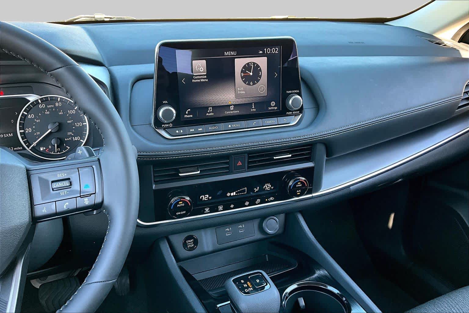 2026 Nissan Rogue photo 7 of 37