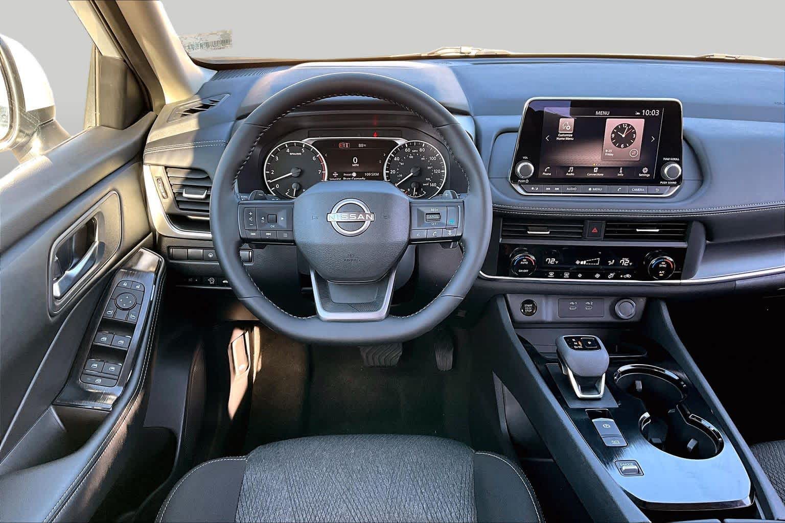 2026 Nissan Rogue photo 6 of 37