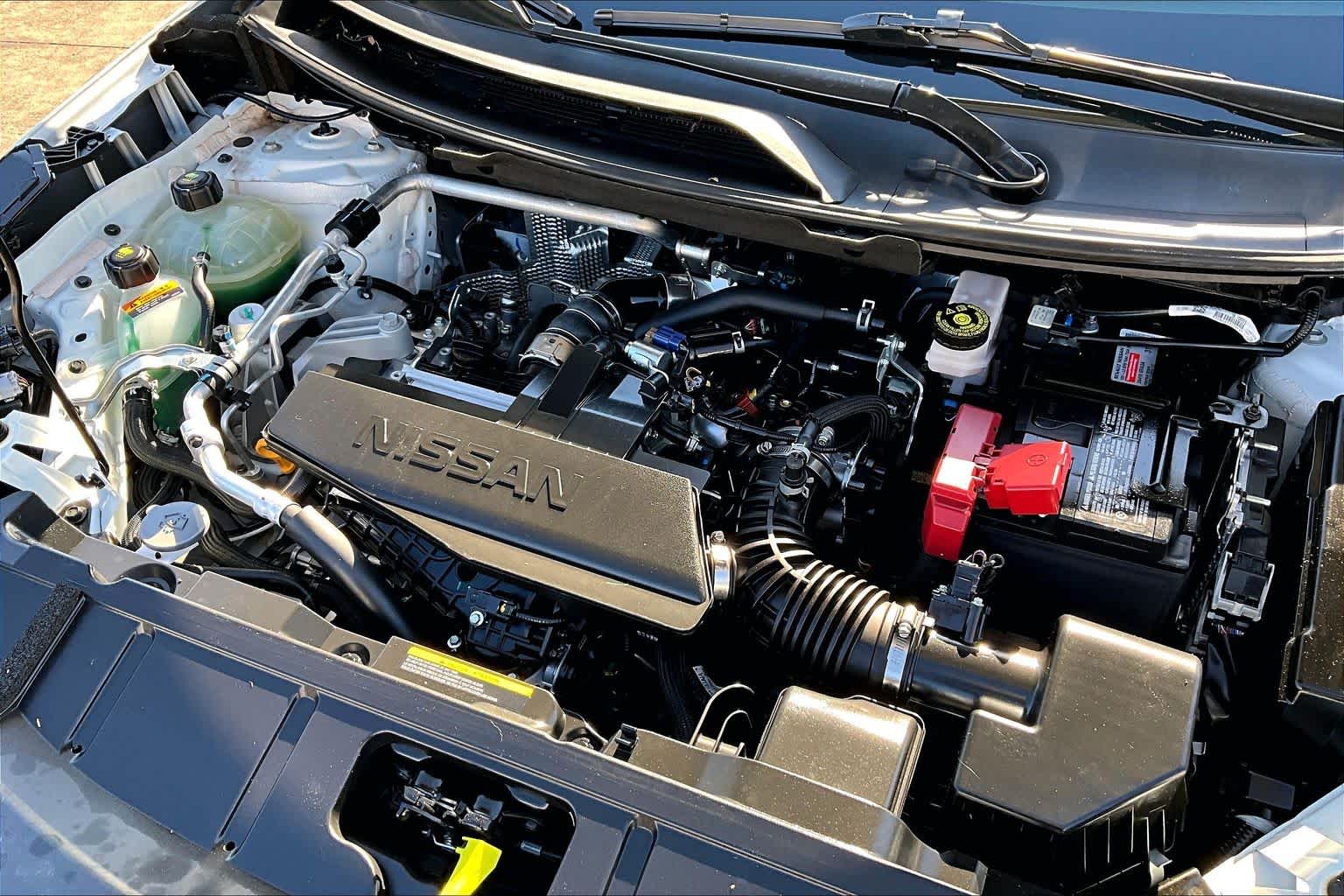 2026 Nissan Rogue photo 33 of 37