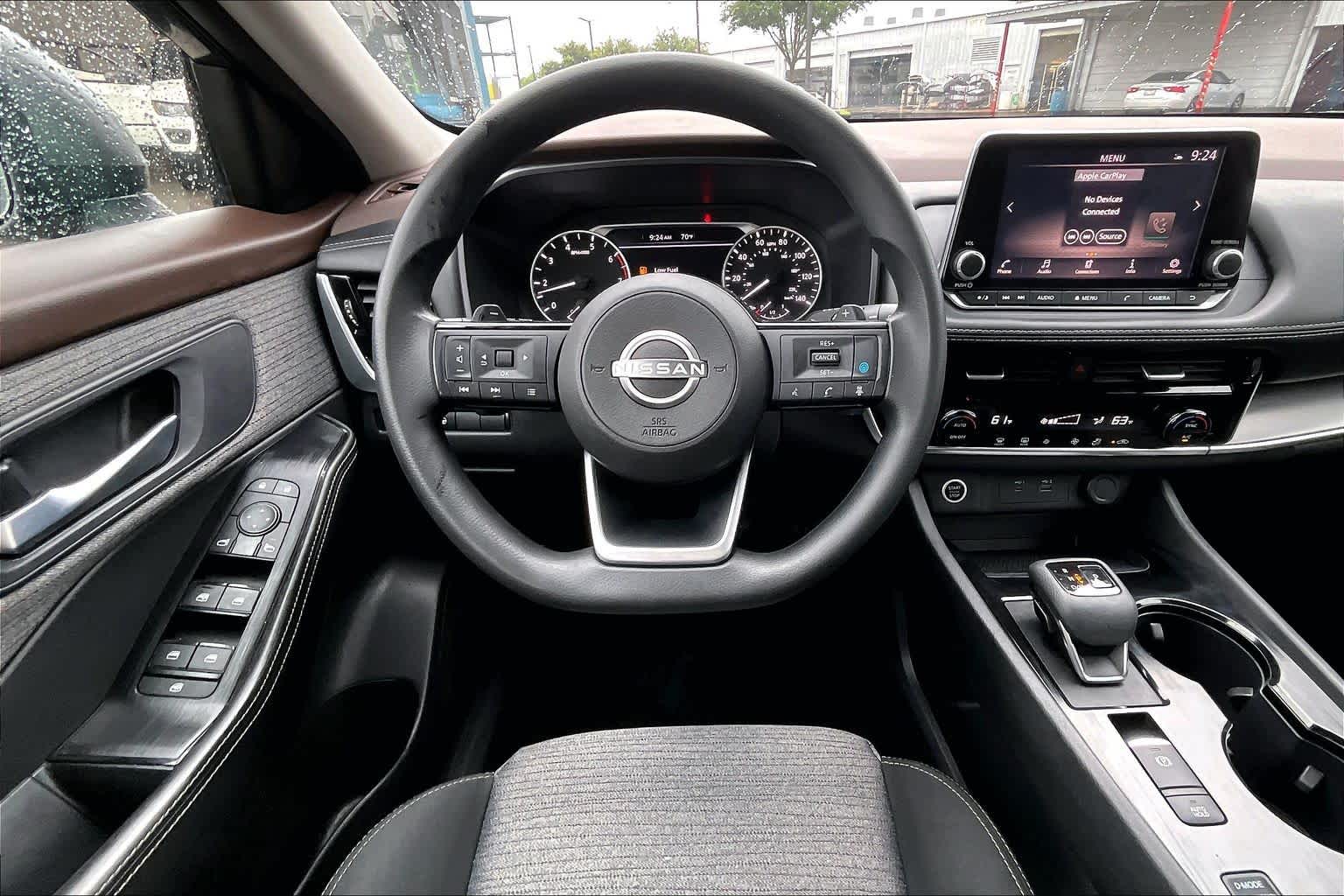 2023 Nissan Rogue SV - 5