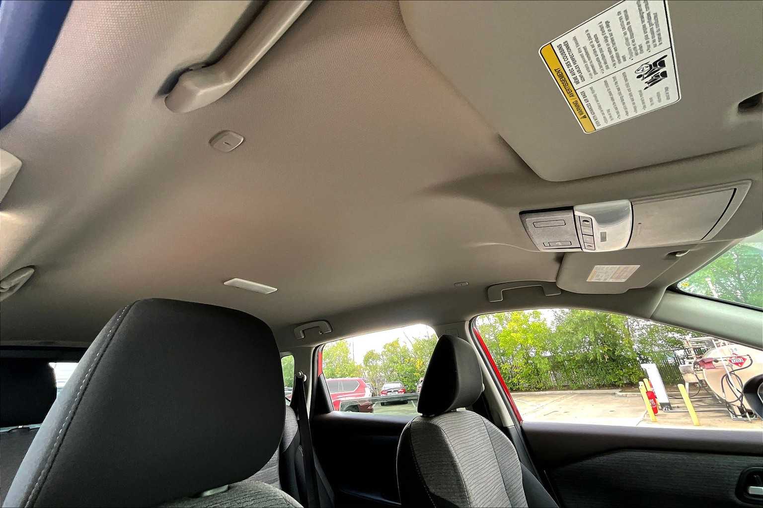 2023 Nissan Rogue SV - 11