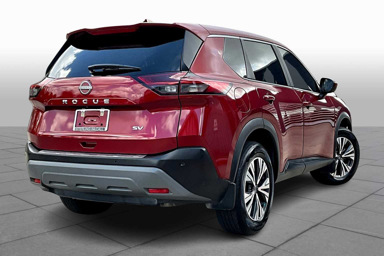 2023 Nissan Rogue SV - 10