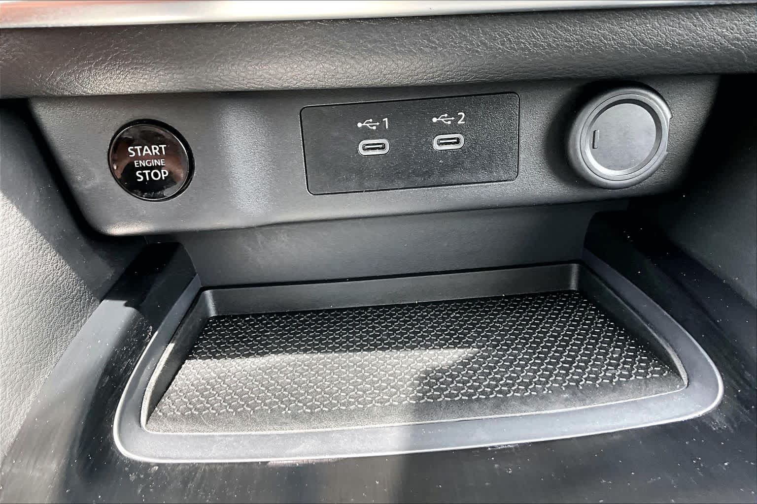 2026 Nissan Rogue photo 31 of 32