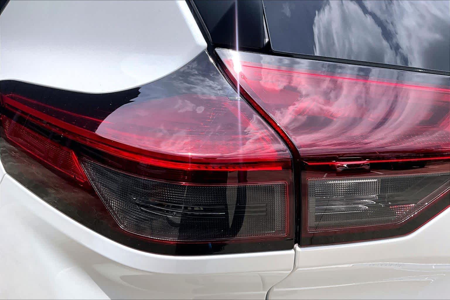 2026 Nissan Rogue photo 28 of 32
