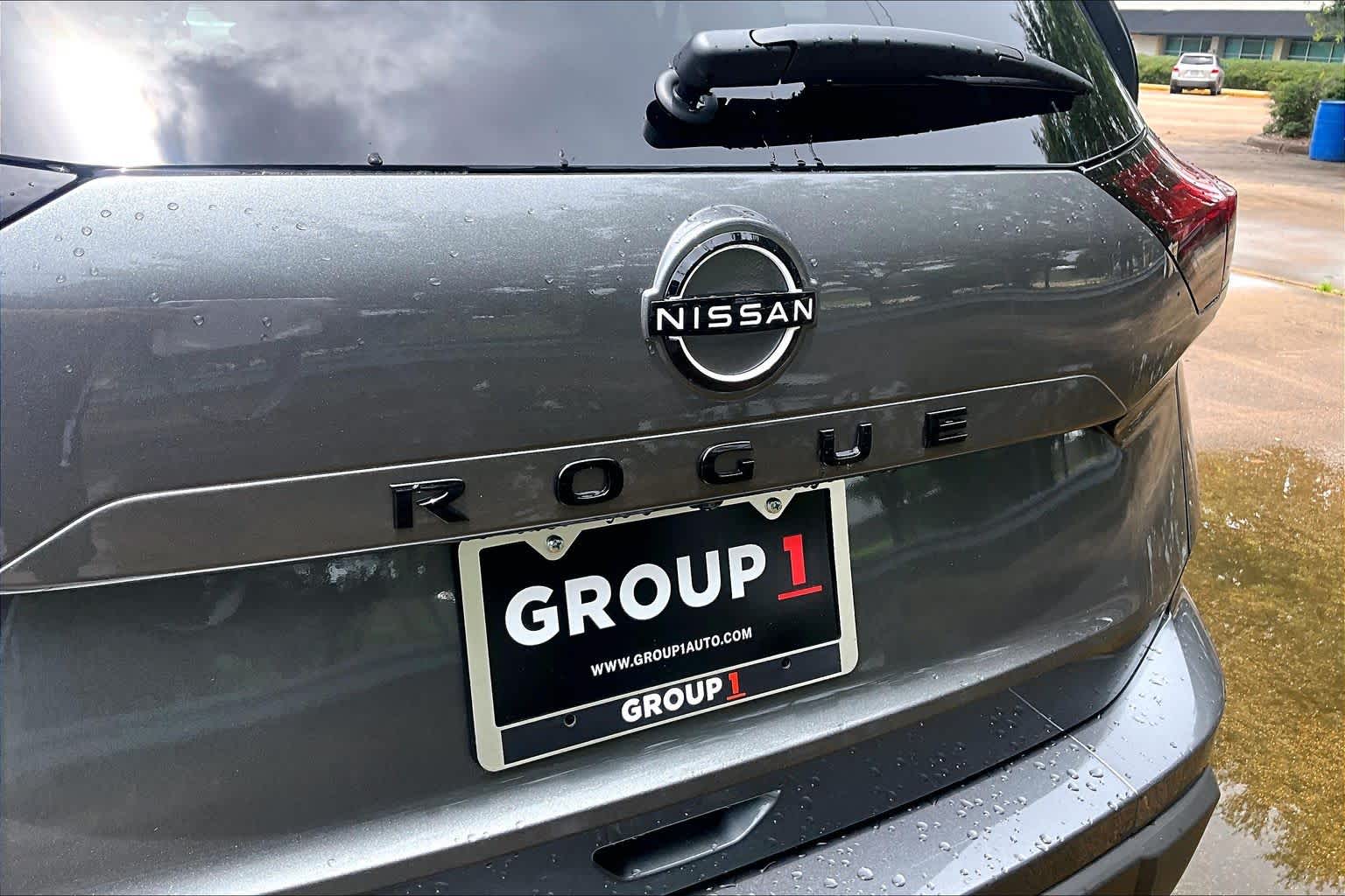 2026 Nissan Rogue Dark Armor - 7