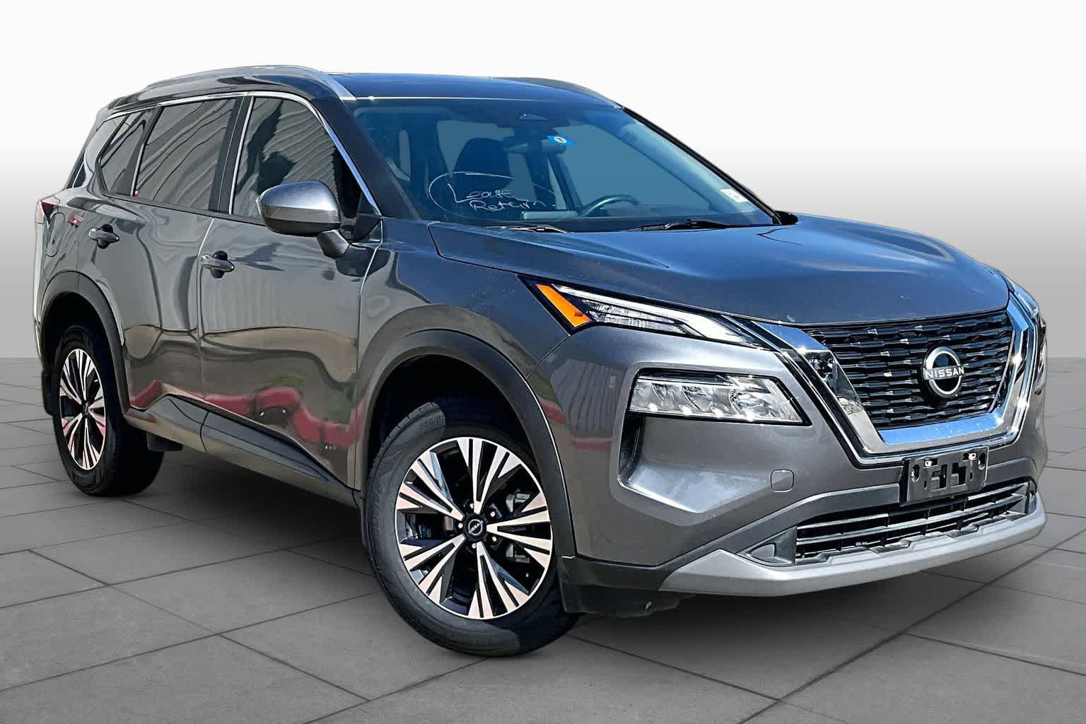 2023 Nissan Rogue SV - 2