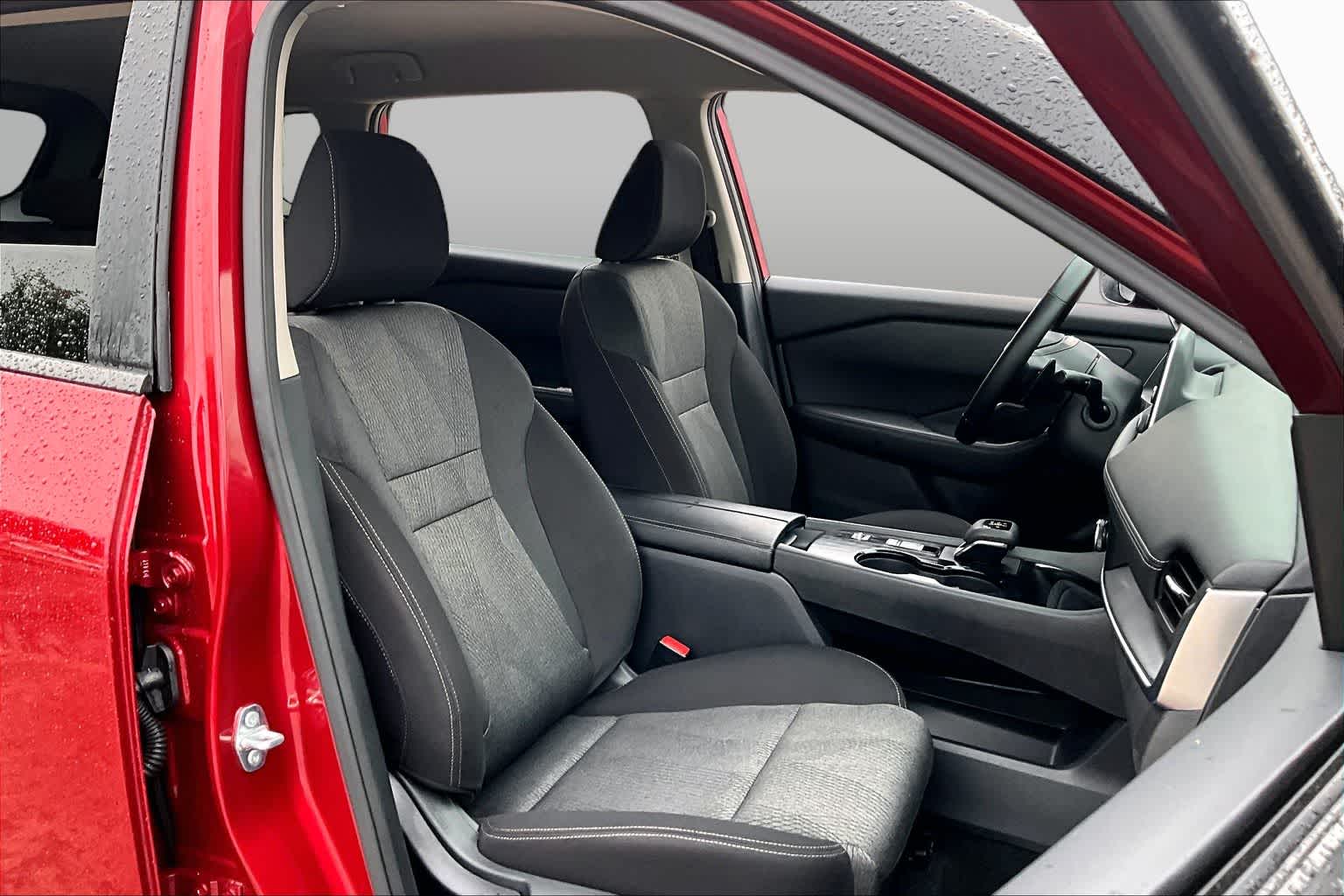 2026 Nissan Rogue SV - 8