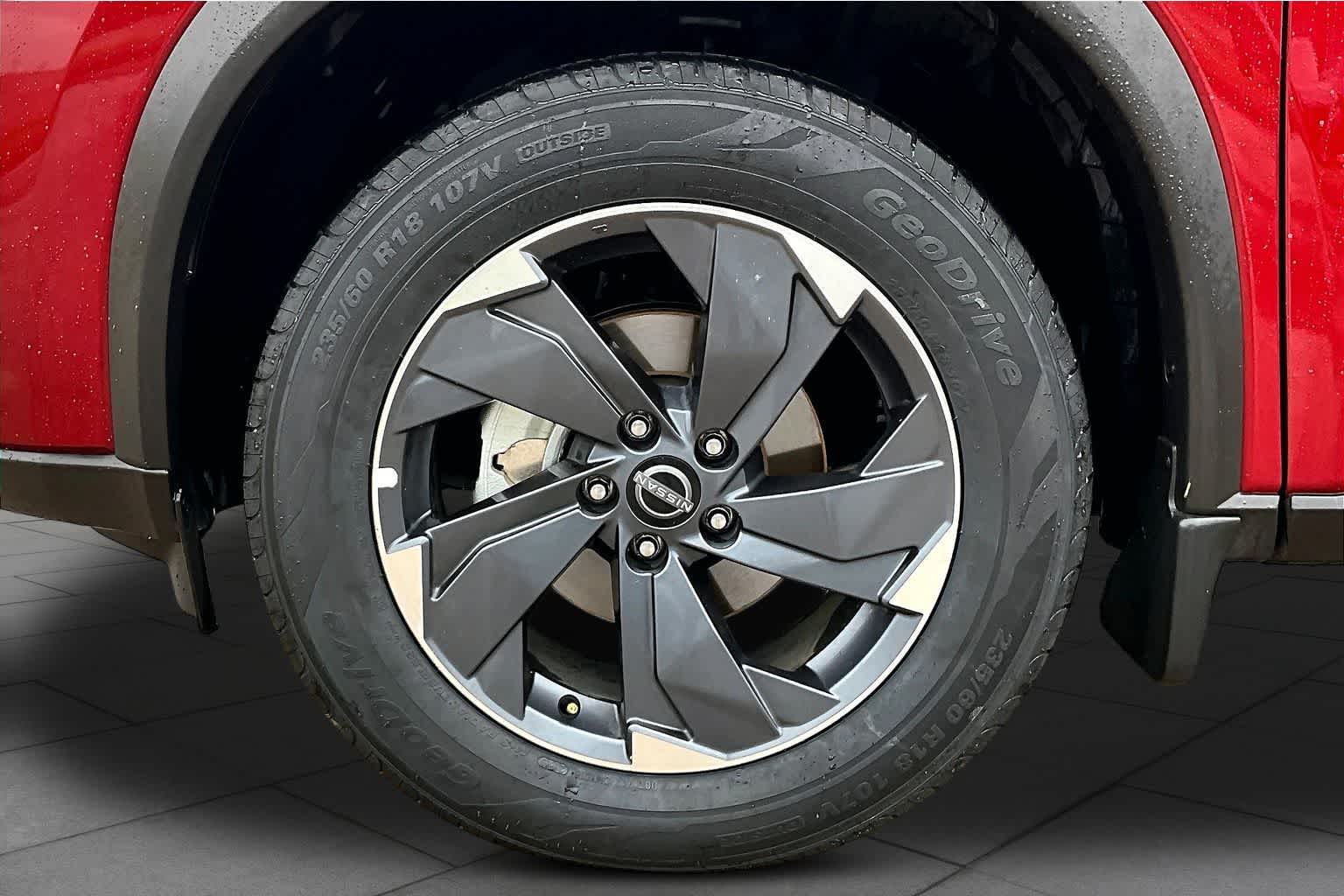 2026 Nissan Rogue SV - 9