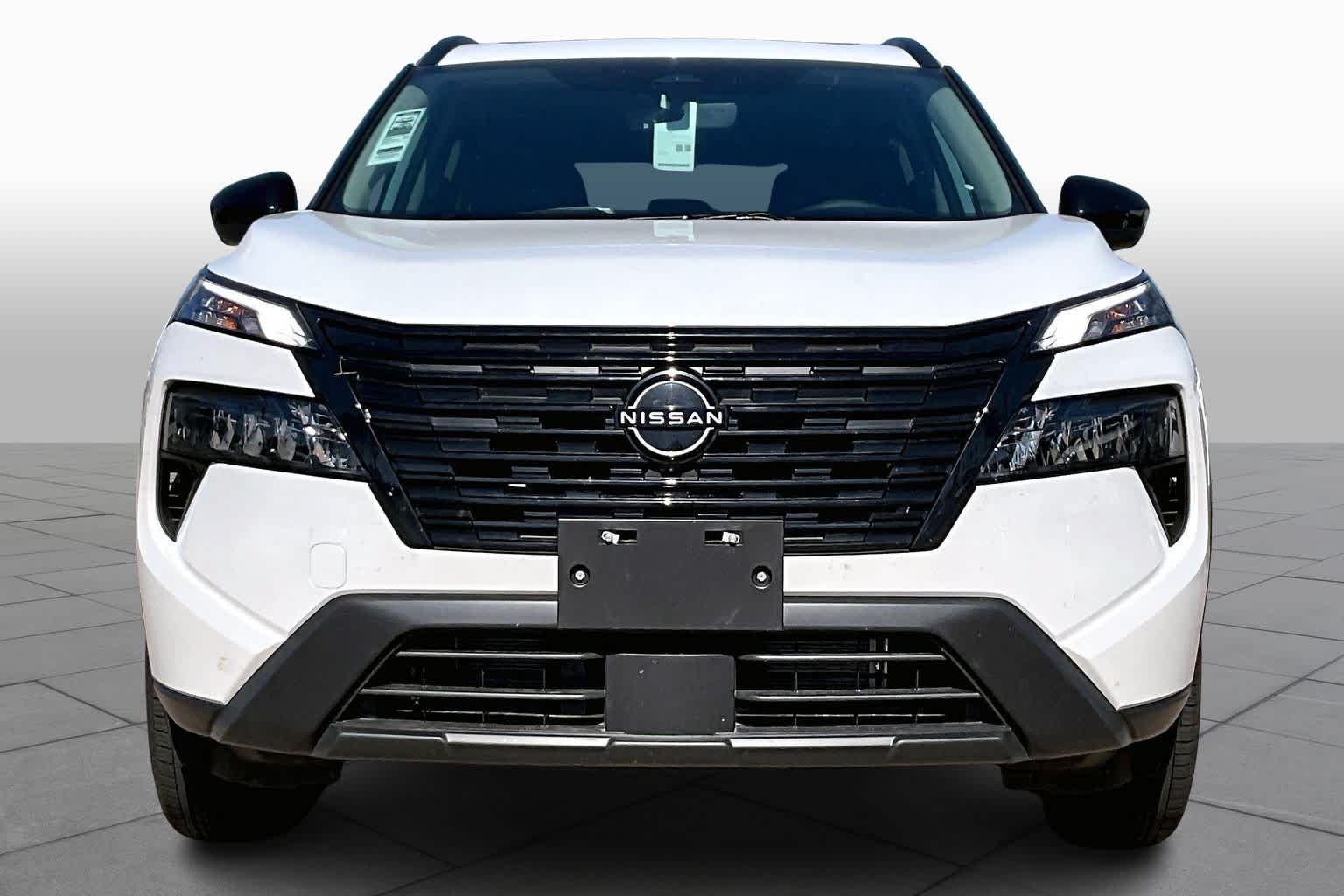 2026 Nissan Rogue Dark Armor Everest White Pearl Tricoat at Sterling McCall Nissan