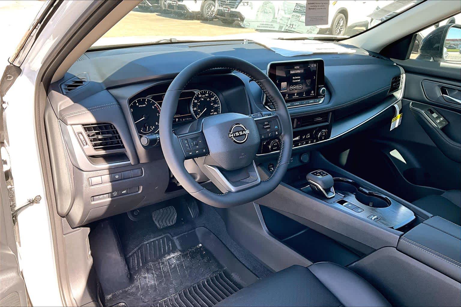 2026 Nissan Rogue Dark Armor Everest White Pearl Tricoat at Sterling McCall Nissan