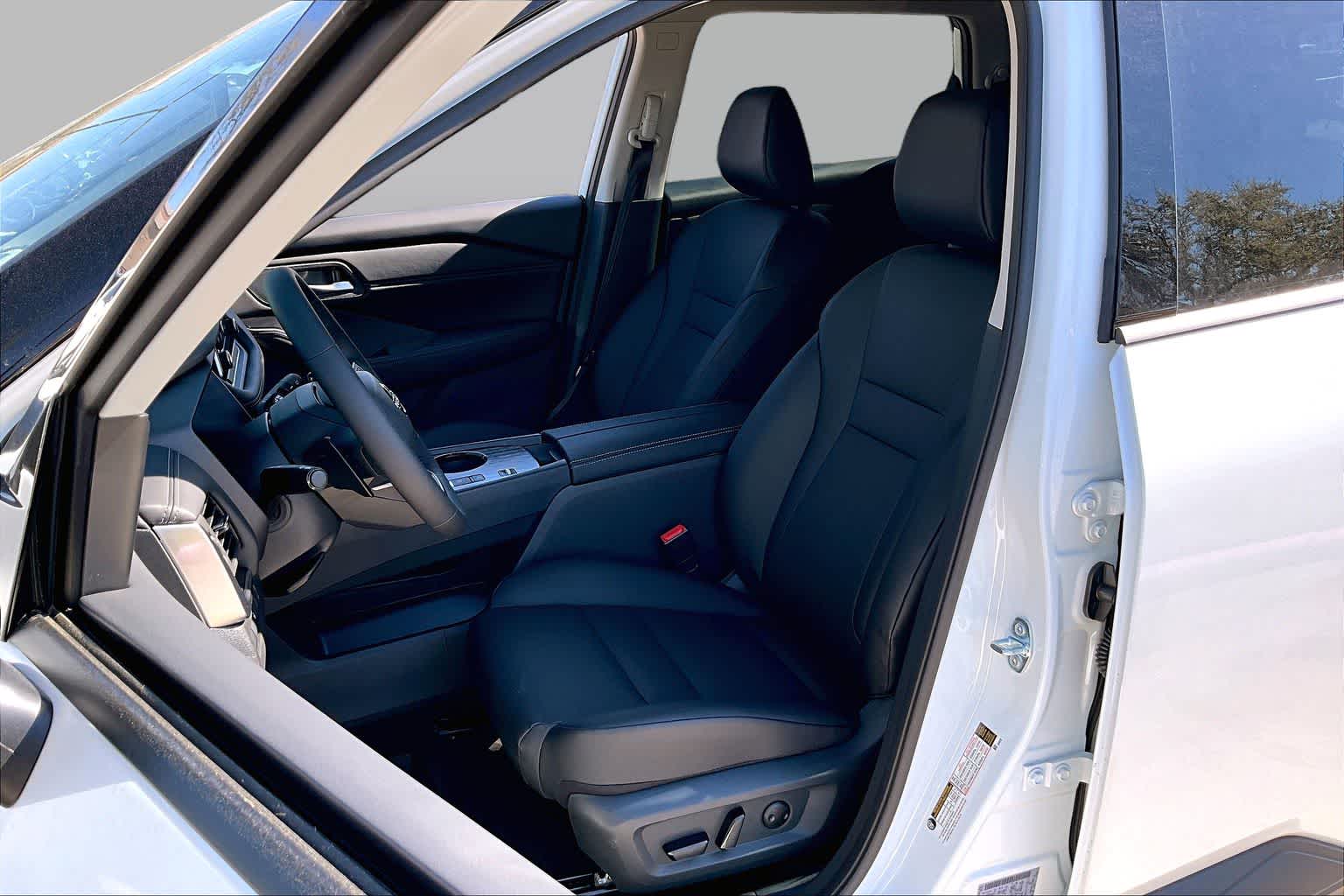 2026 Nissan Rogue Dark Armor Everest White Pearl Tricoat at Sterling McCall Nissan