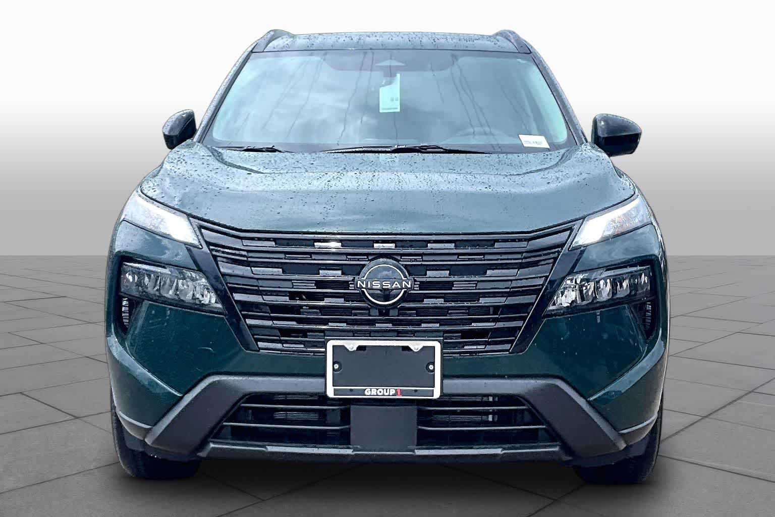 2026 Nissan Rogue Dark Armor - 2