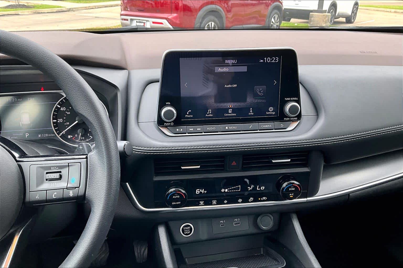 2023 Nissan Rogue SV - 6