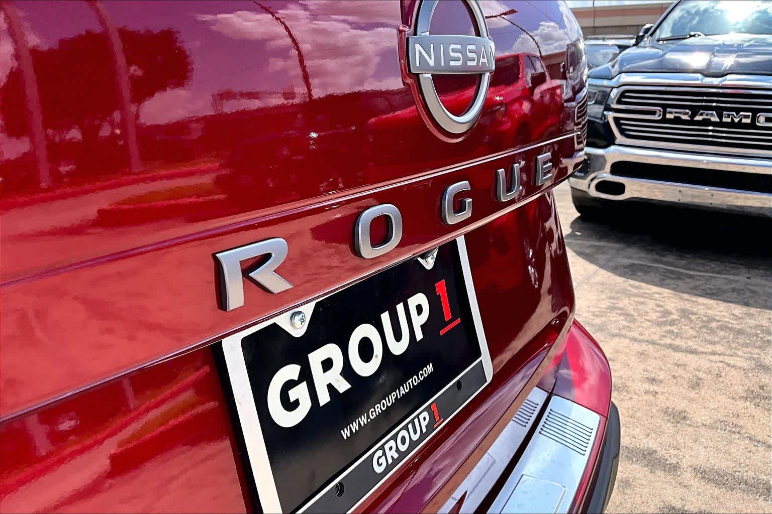 2026 Nissan Rogue SV - 9