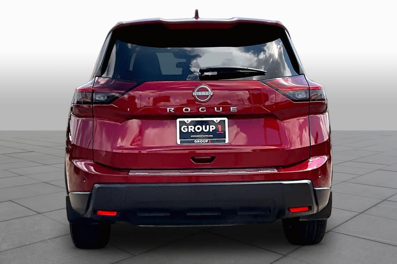 2026 Nissan Rogue SV - 4