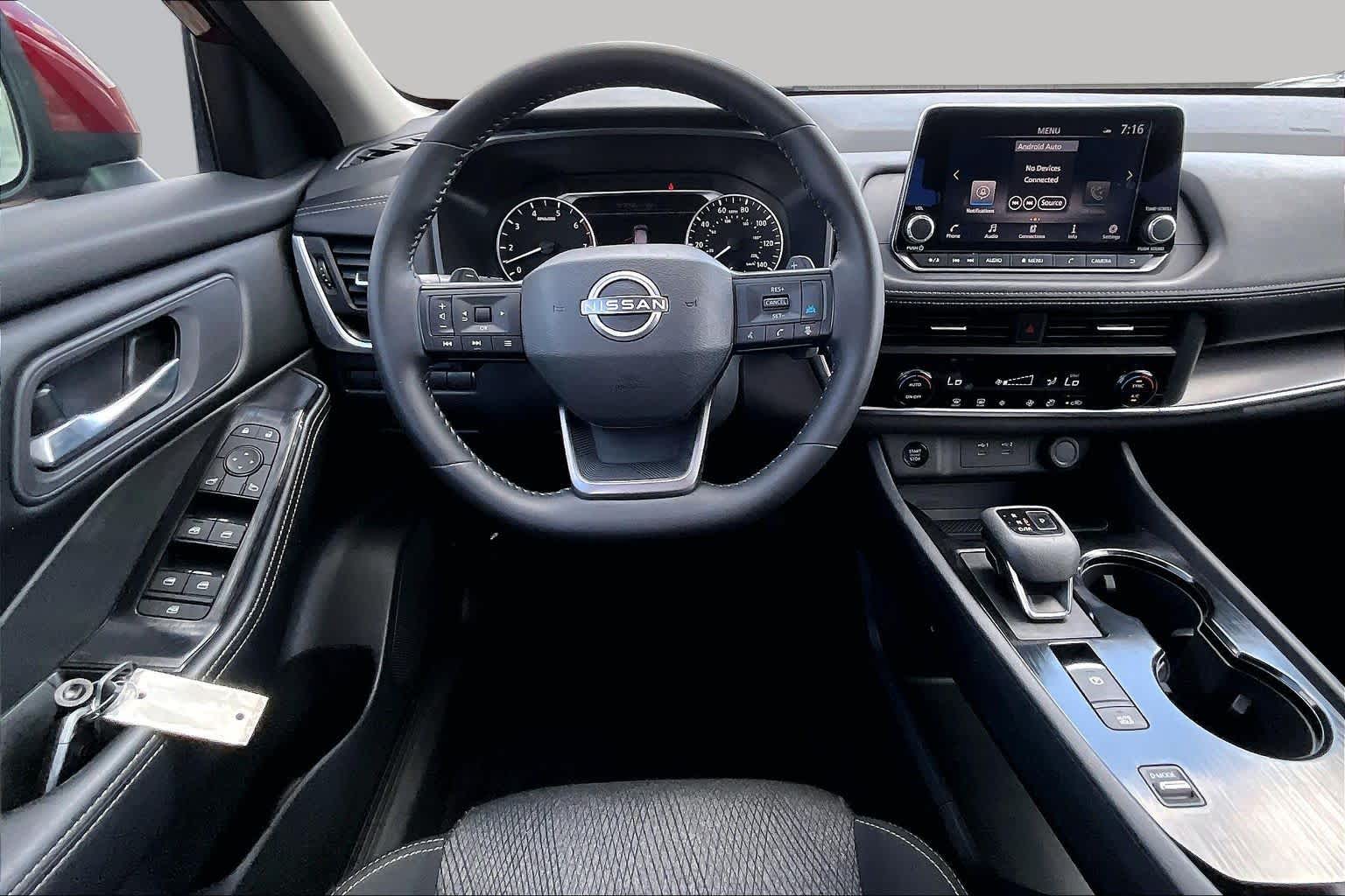 2026 Nissan Rogue SV - 5