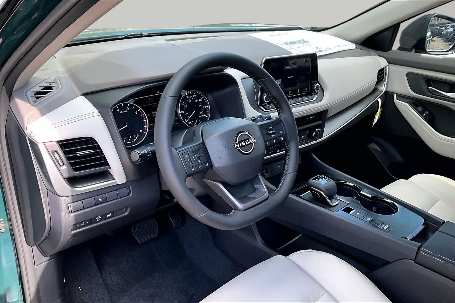 2026 Nissan Rogue photo 10 of 18