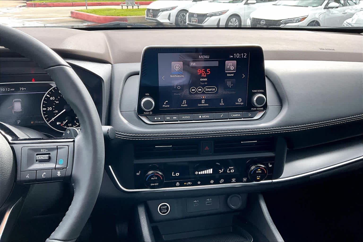 2023 Nissan Rogue SV - 6