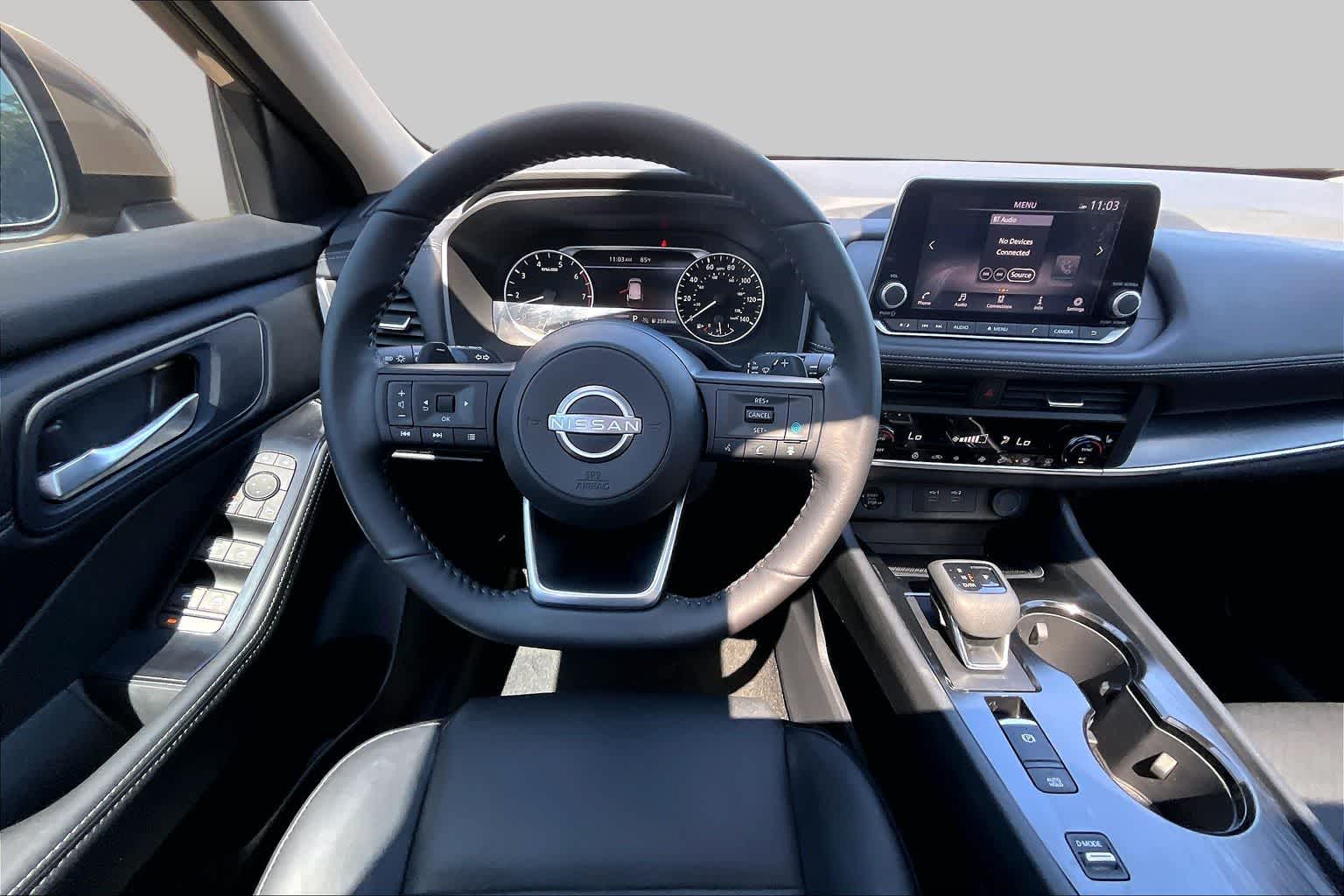 2024 Nissan Rogue SV - 5