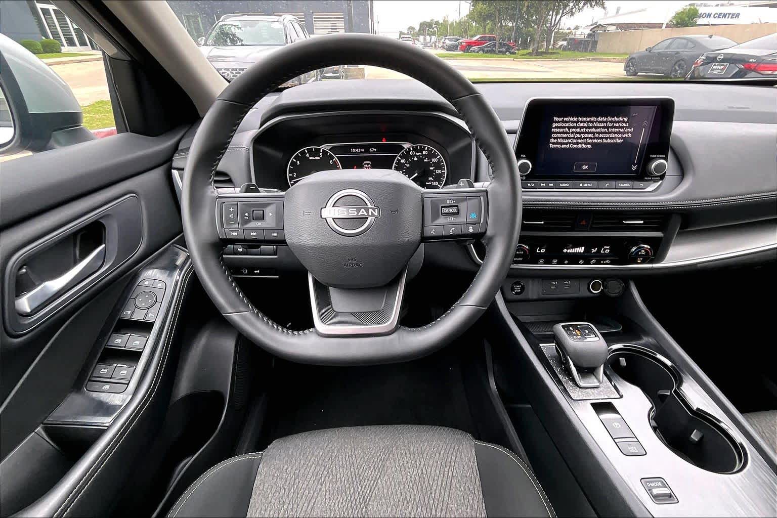 2025 Nissan Rogue SV - 5