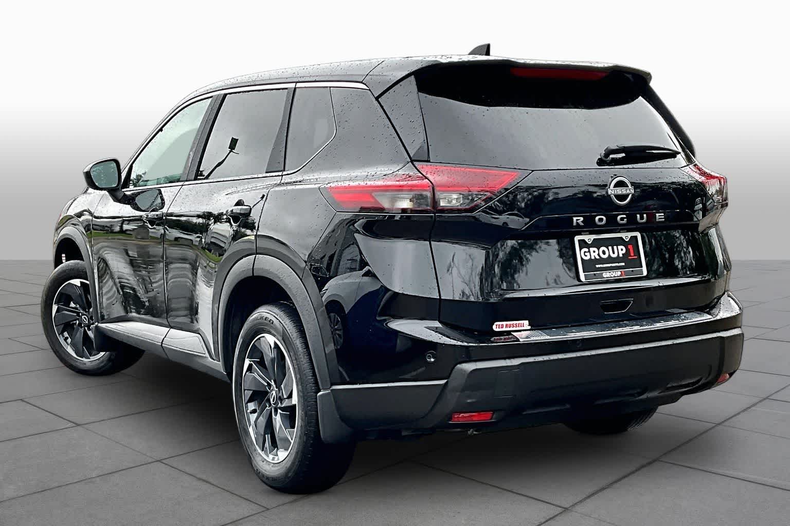 2026 Nissan Rogue SV - 10