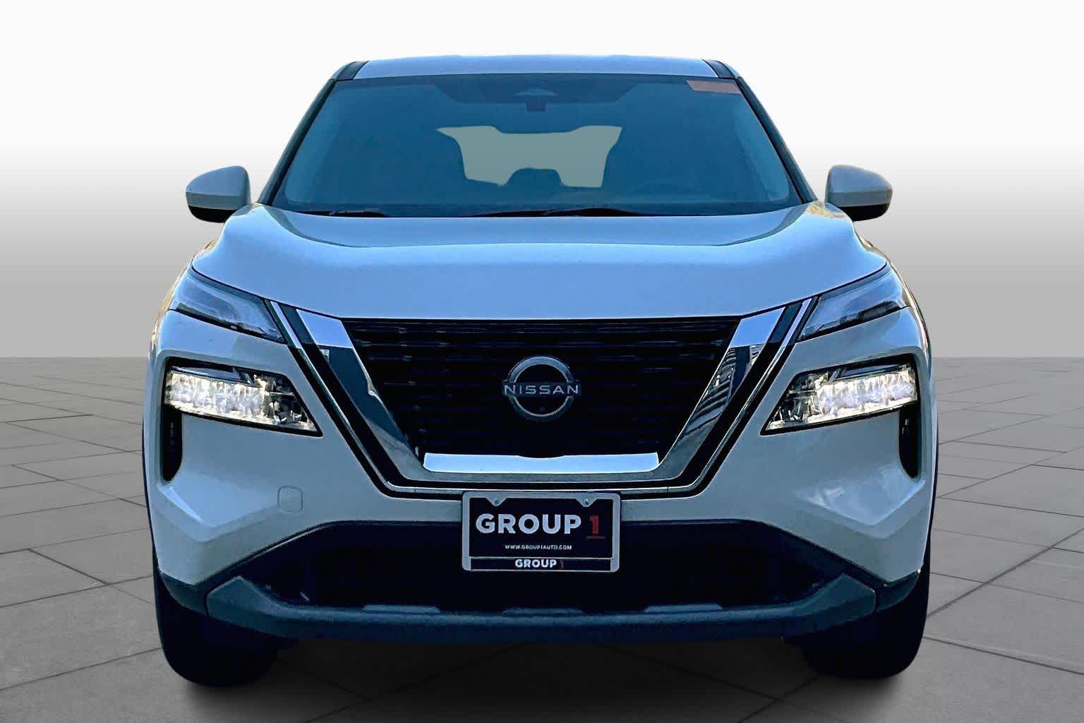 2023 Nissan Rogue SV Pearl White Tricoat at Honda of Clear Lake