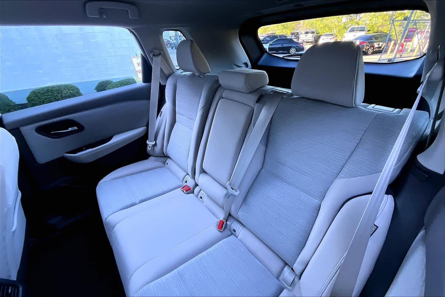 2023 Nissan Rogue SV Pearl White Tricoat at Honda of Clear Lake