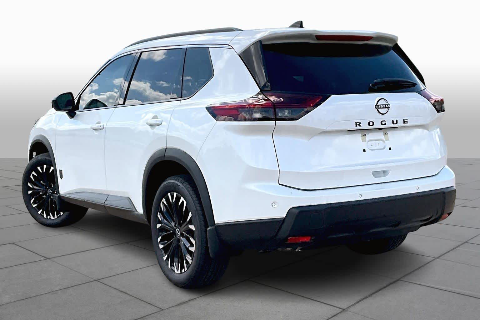 2026 Nissan Rogue Dark Armor Everest White Pearl Tricoat at Sterling McCall Nissan