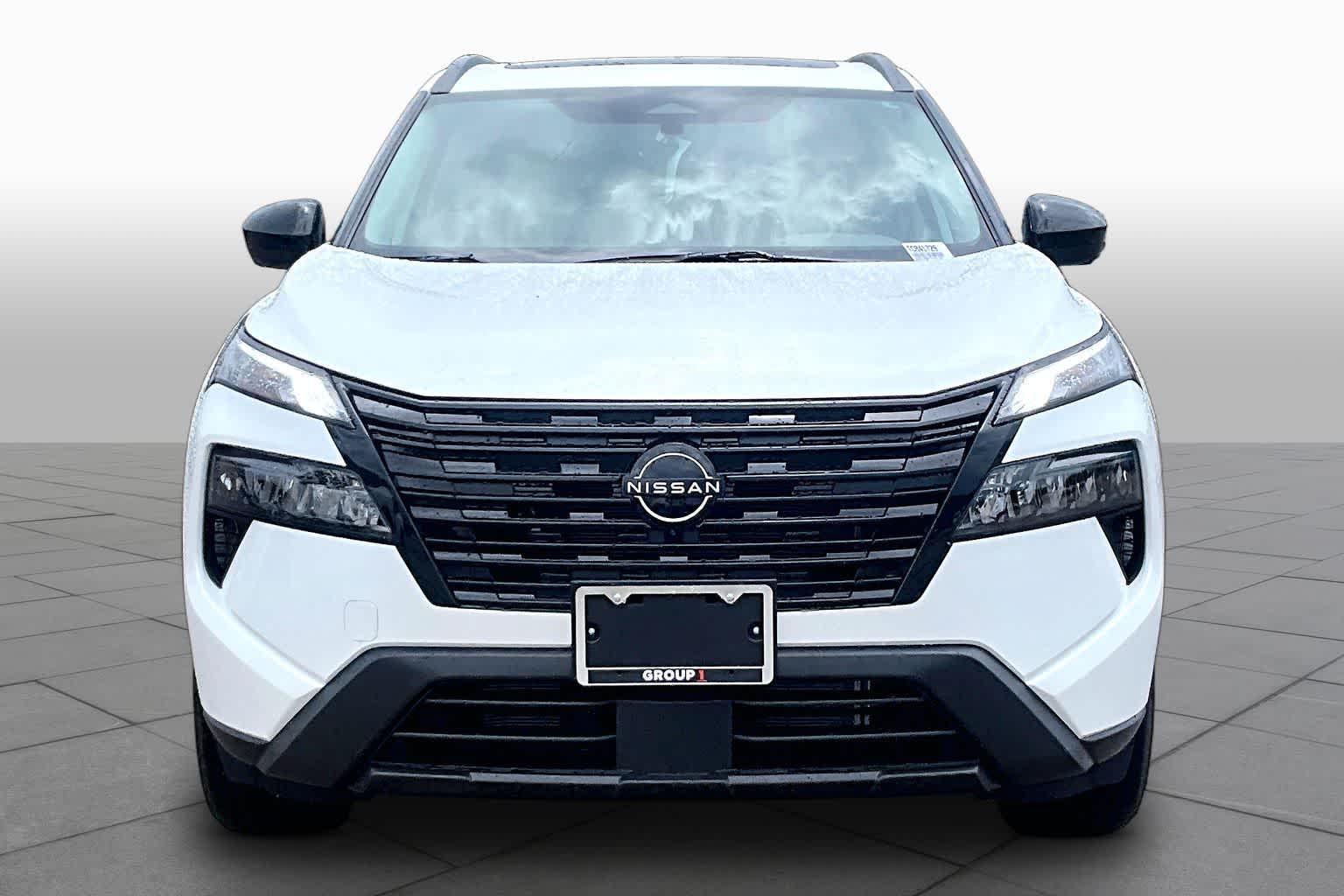 2026 Nissan Rogue Dark Armor - 2