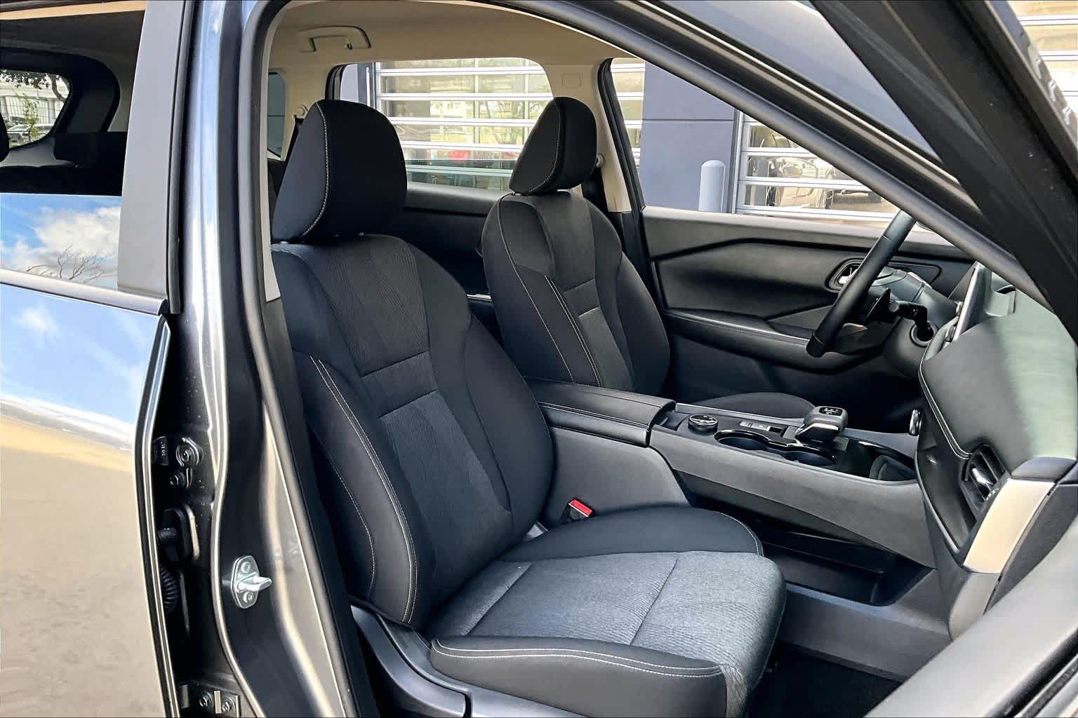 2025 Nissan Rogue SV Gun Metallic at Sterling McCall Nissan