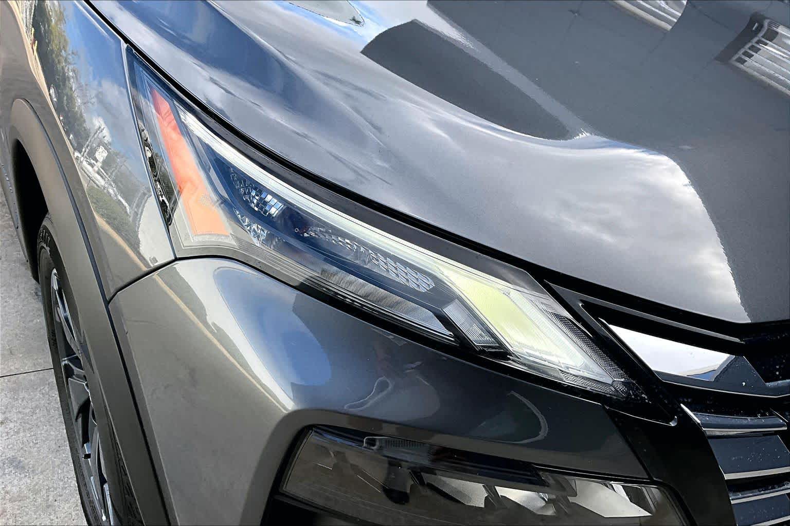 2025 Nissan Rogue SV Gun Metallic at Sterling McCall Nissan