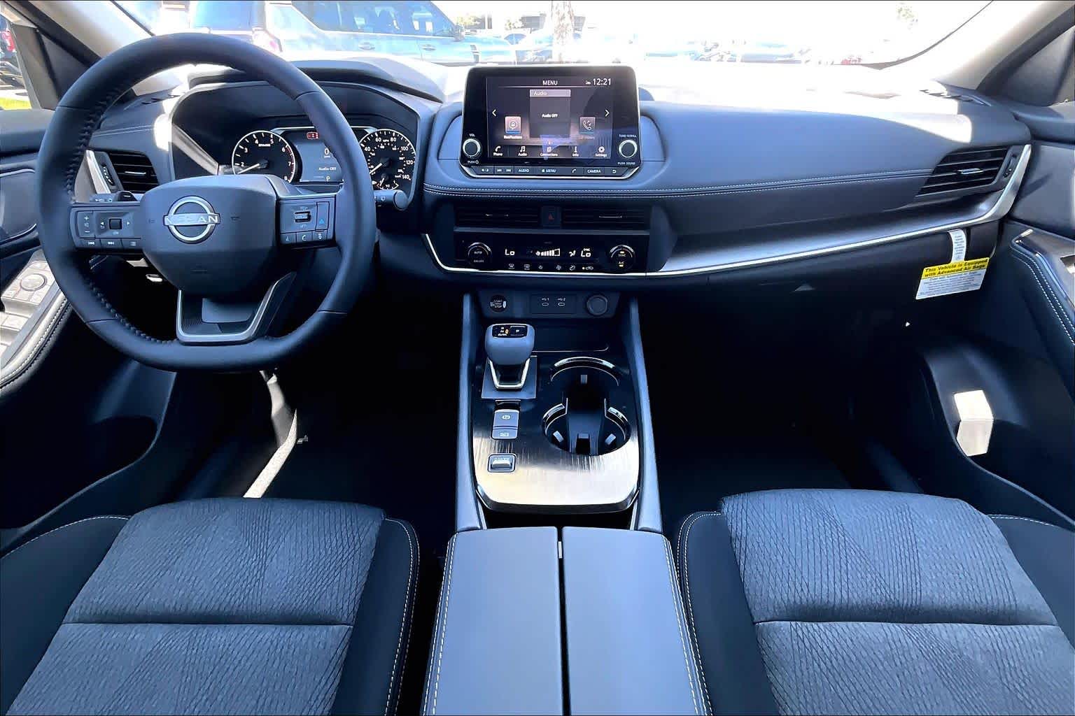 2026 Nissan Rogue SV - 4