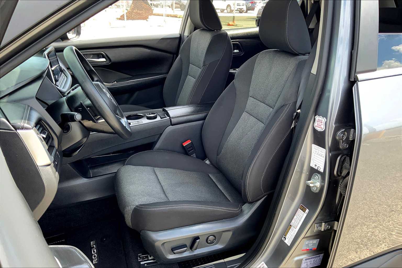 2024 Nissan Rogue SV Gun Metallic at Sterling McCall Acura