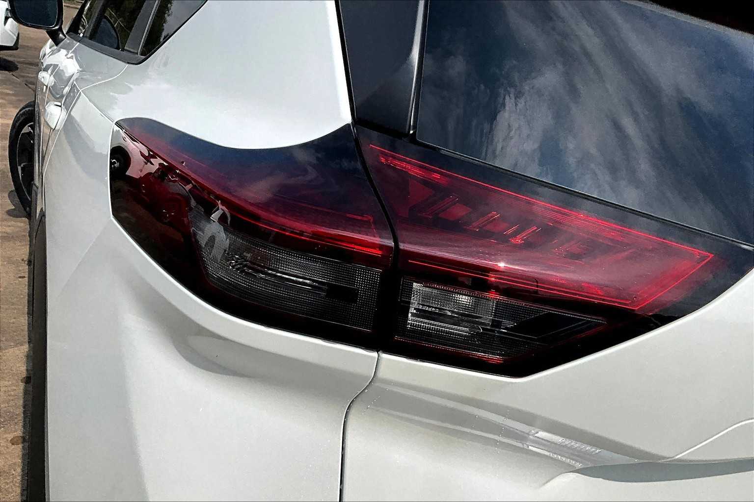 2026 Nissan Rogue SV Everest White Pearl Tricoat at Robbins Nissan