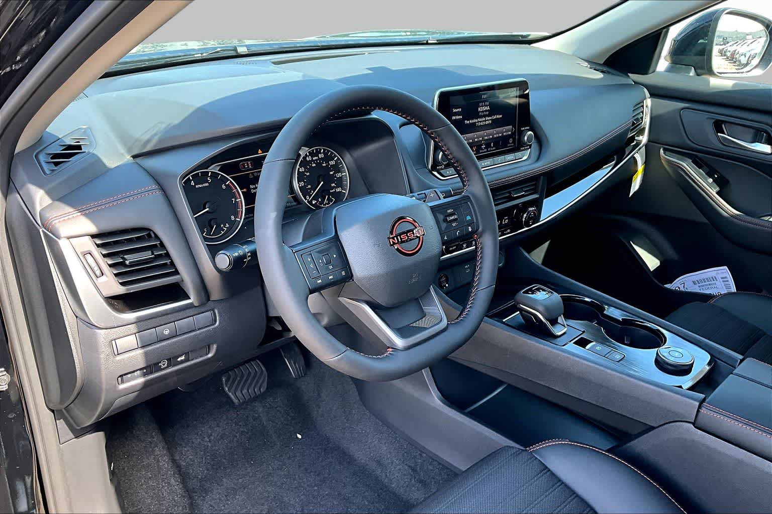 2026 Nissan Rogue Rock Creek - 9