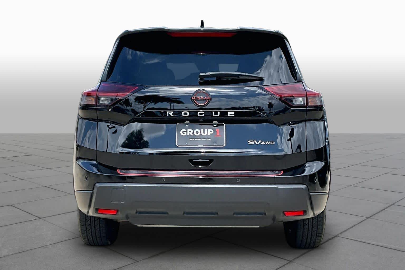2024 Nissan Rogue SV - 4