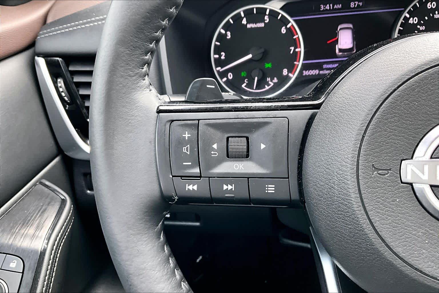 2022 Nissan Rogue SL BRILLIANT SILVE at HGreg Houston