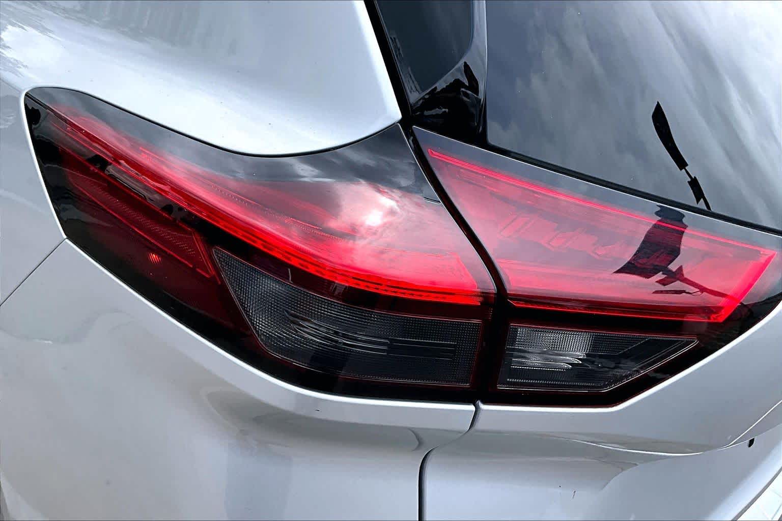 2022 Nissan Rogue SL BRILLIANT SILVE at HGreg Houston
