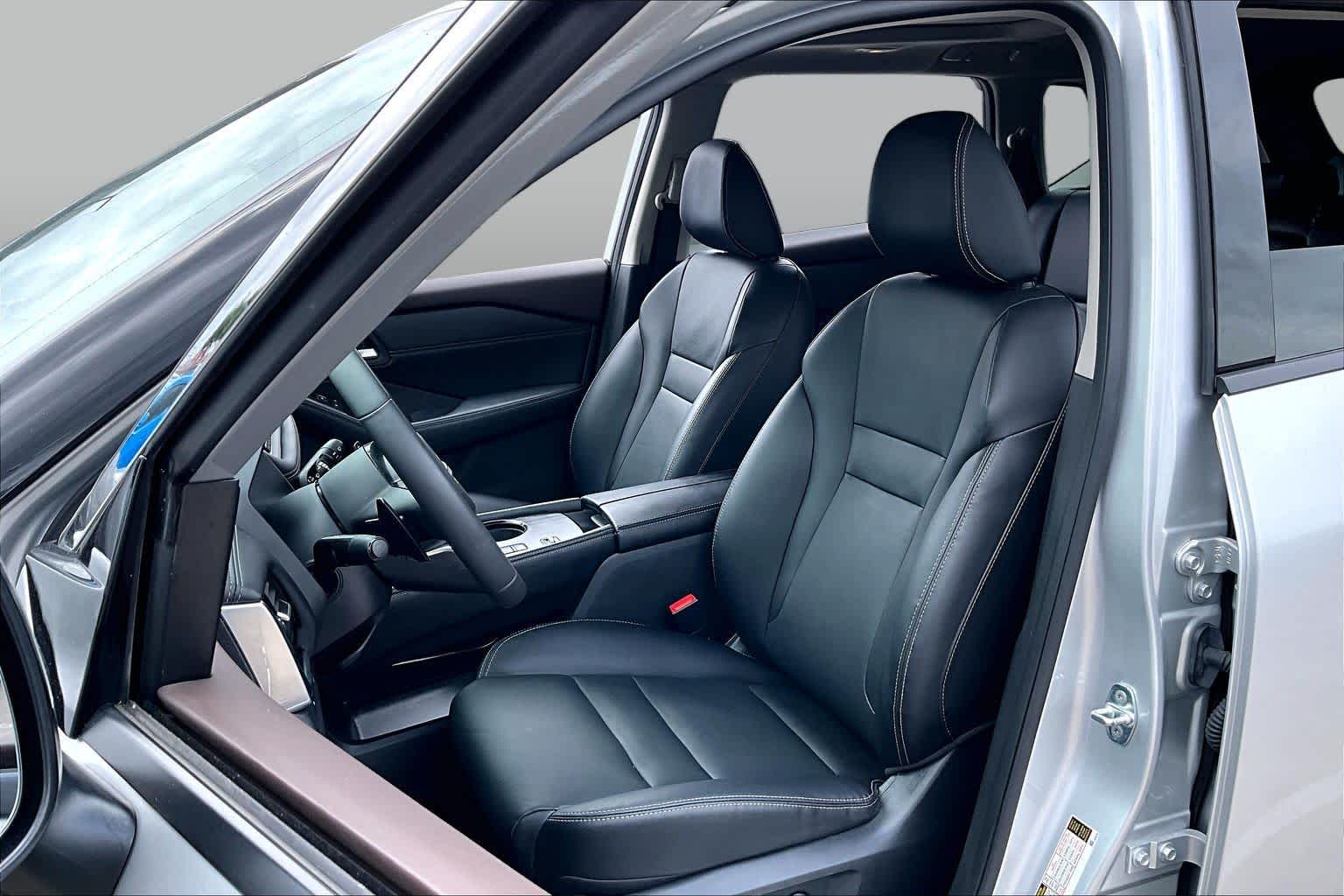 2022 Nissan Rogue SL BRILLIANT SILVE at HGreg Houston