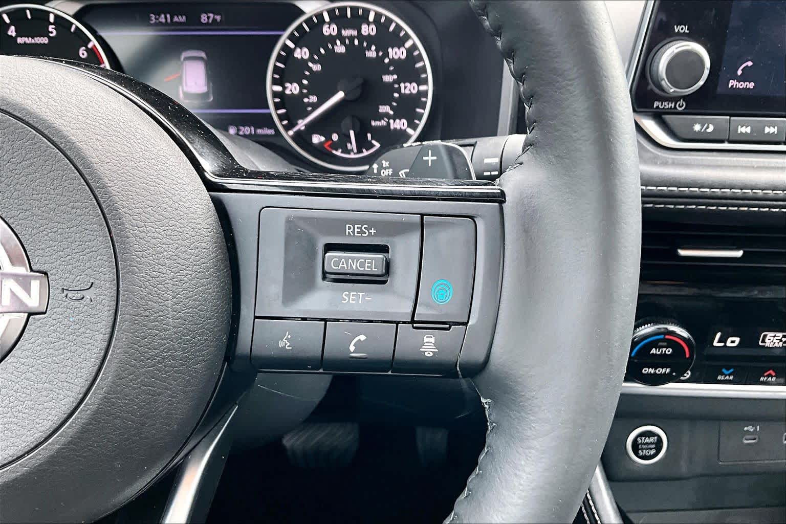 2022 Nissan Rogue SL BRILLIANT SILVE at HGreg Houston