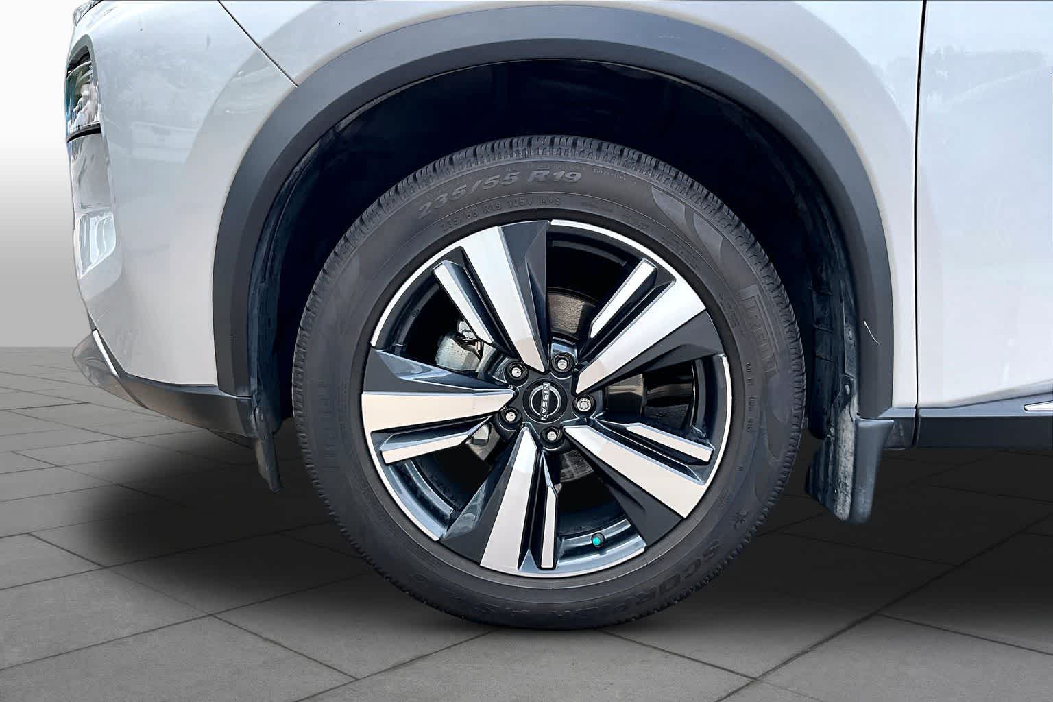 2022 Nissan Rogue SL BRILLIANT SILVE at Beck & Masten Kia