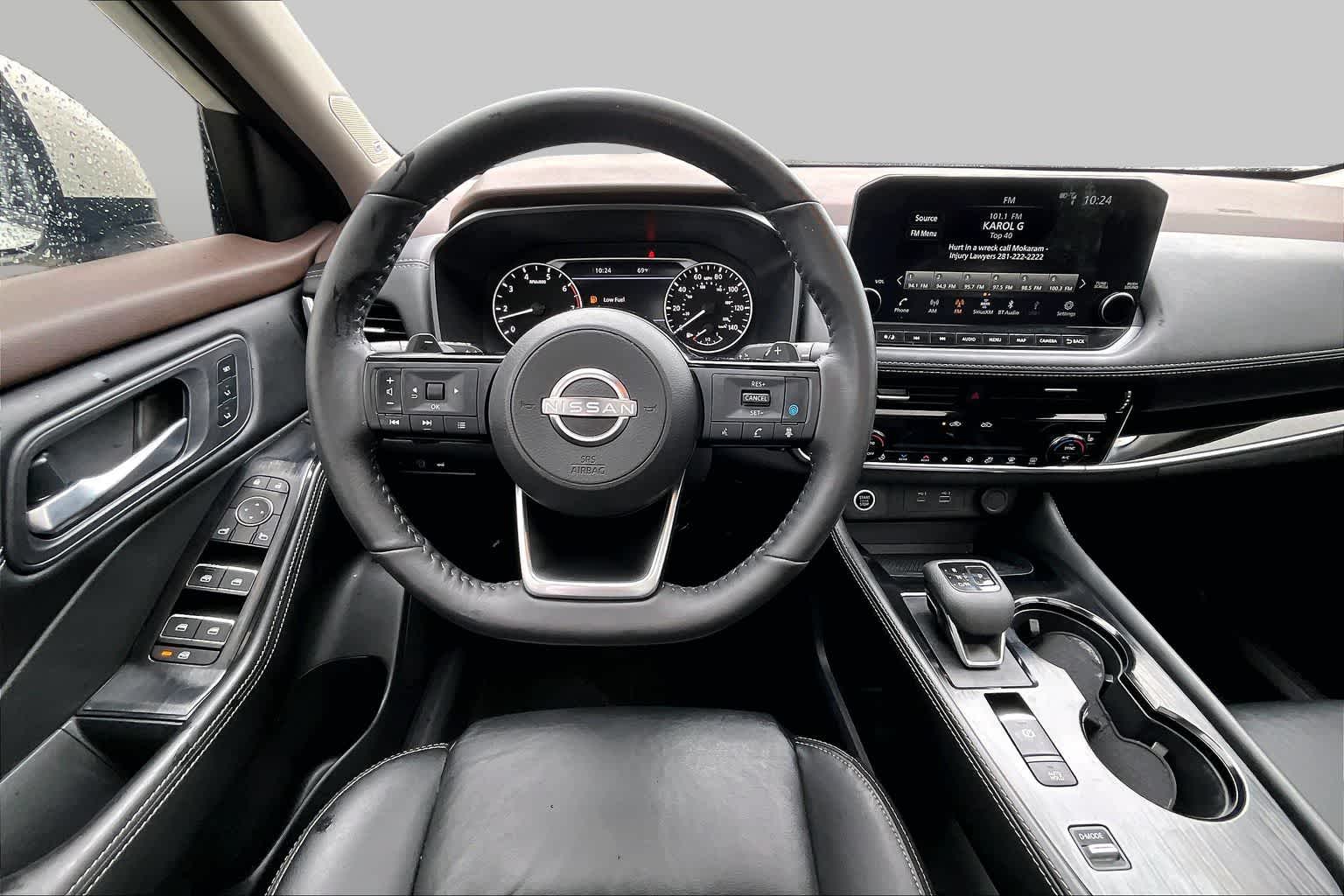 2023 Nissan Rogue SL - 5