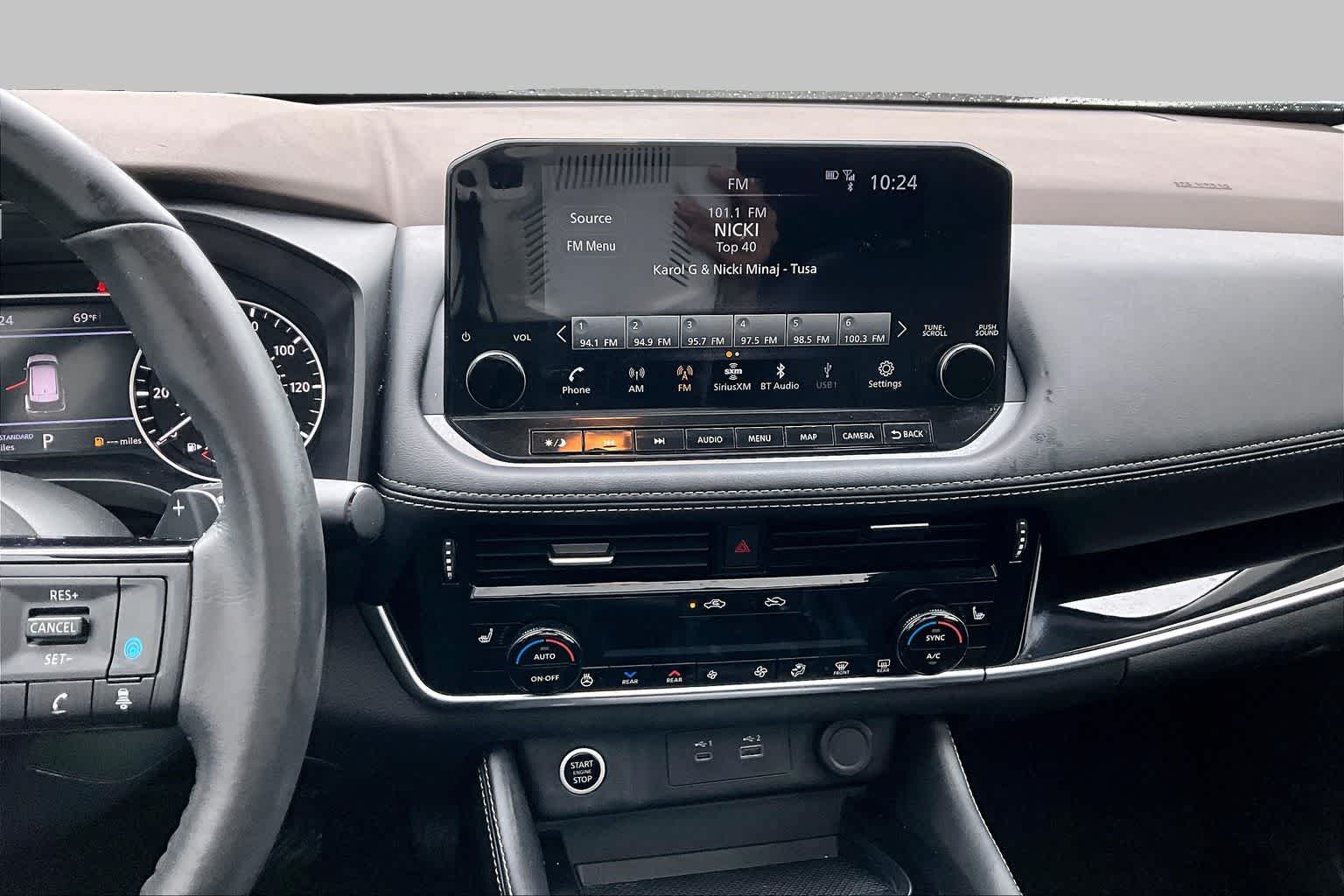 2023 Nissan Rogue SL - 6