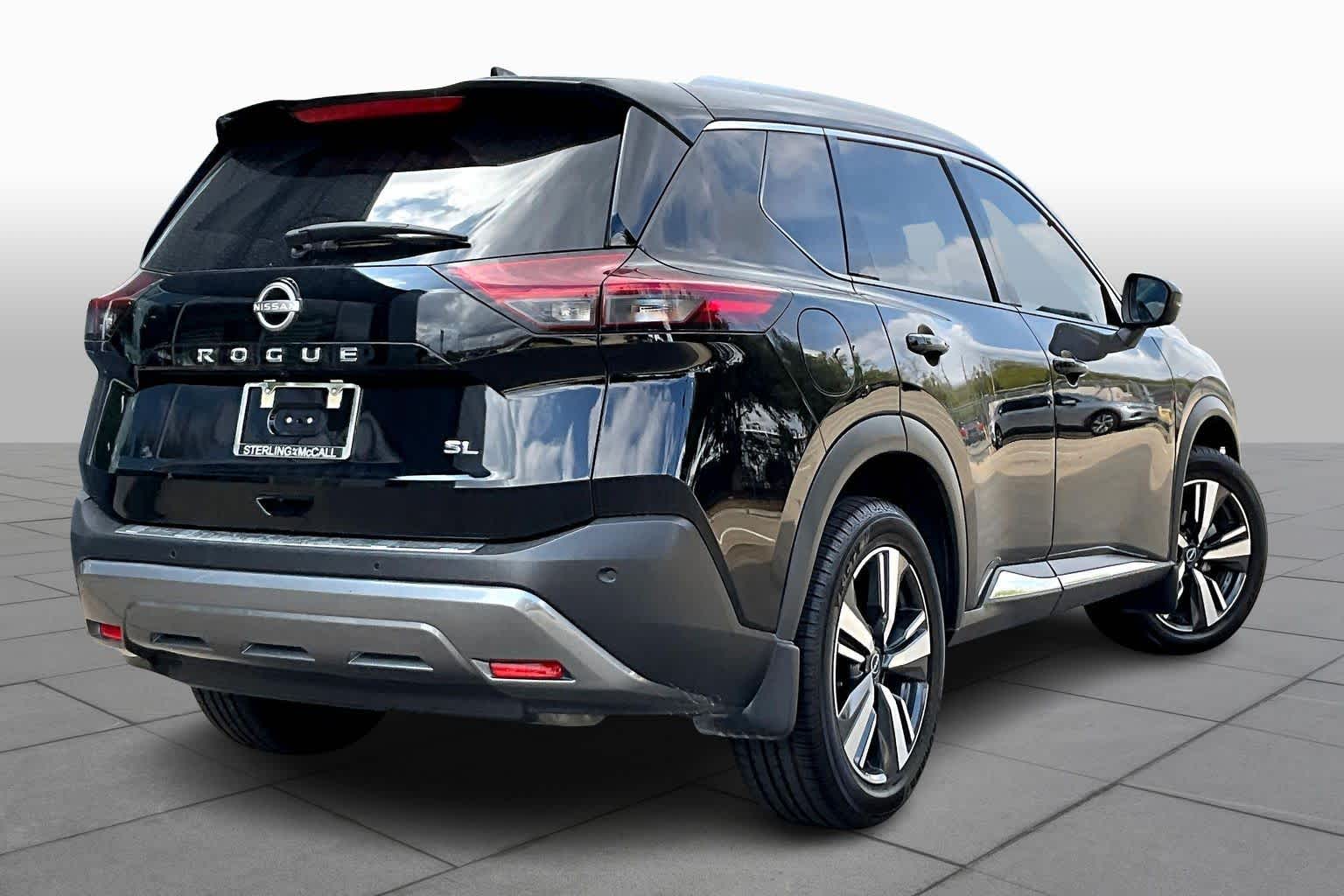 2022 Nissan Rogue SL Super Black at Sterling McCall Nissan