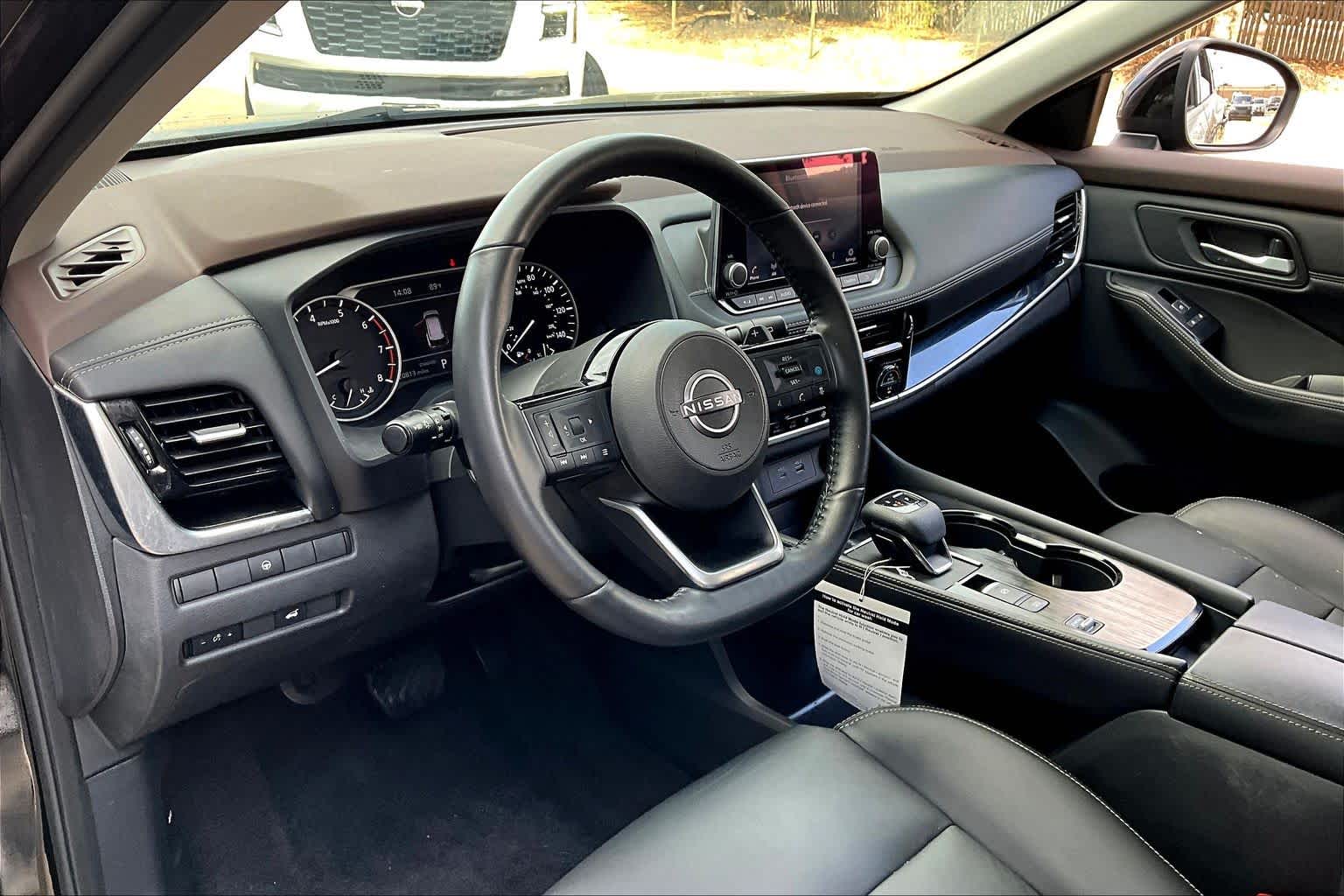 2022 Nissan Rogue SL Super Black at Sterling McCall Nissan