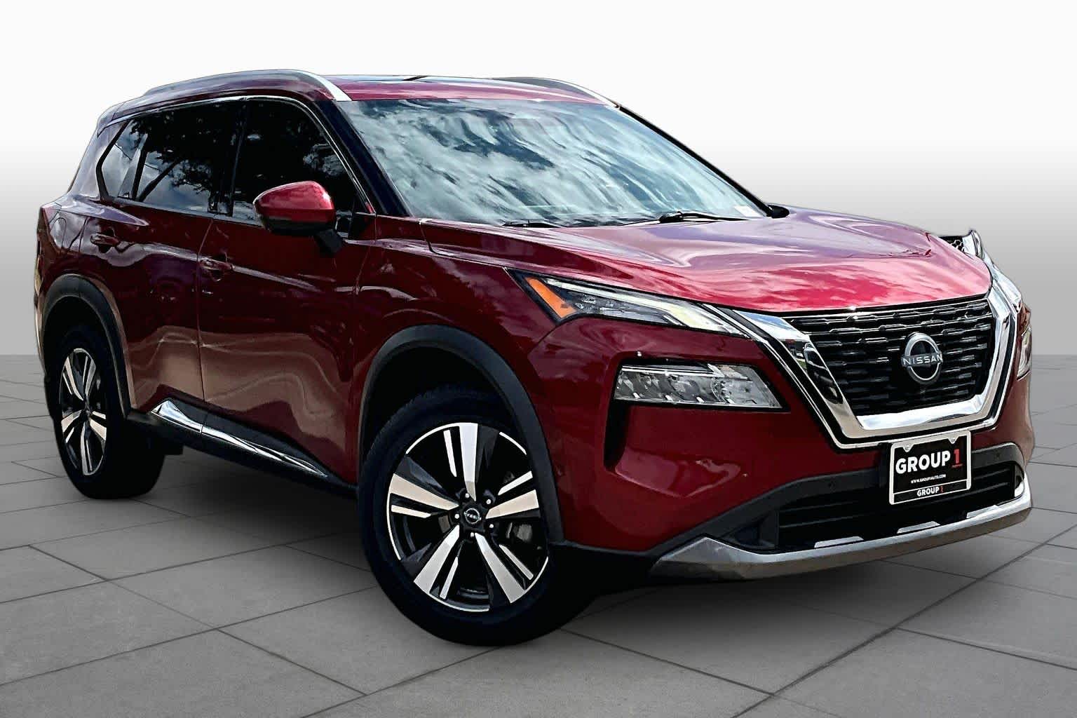 2023 Nissan Rogue photo 3 of 34